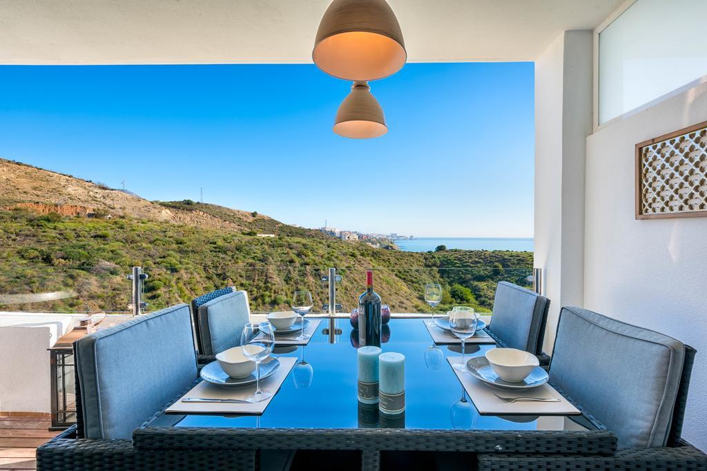 Carvajal Luxury Apartments - Free Parking Fuengirola Bagian luar foto