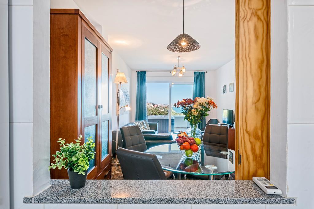 Carvajal Luxury Apartments - Free Parking Fuengirola Bagian luar foto