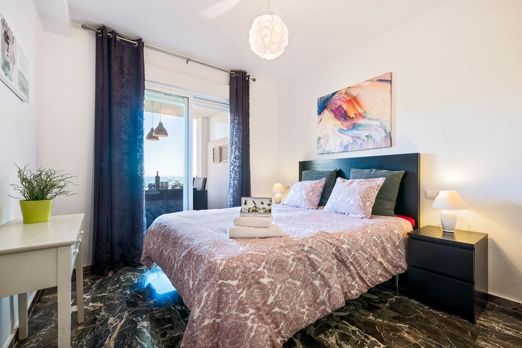 Carvajal Luxury Apartments - Free Parking Fuengirola Bagian luar foto