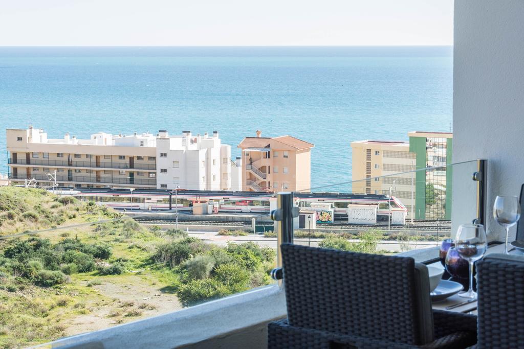 Carvajal Luxury Apartments - Free Parking Fuengirola Bagian luar foto