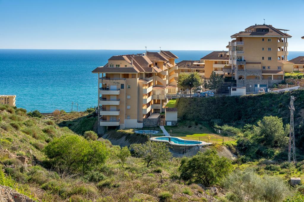 Carvajal Luxury Apartments - Free Parking Fuengirola Bagian luar foto